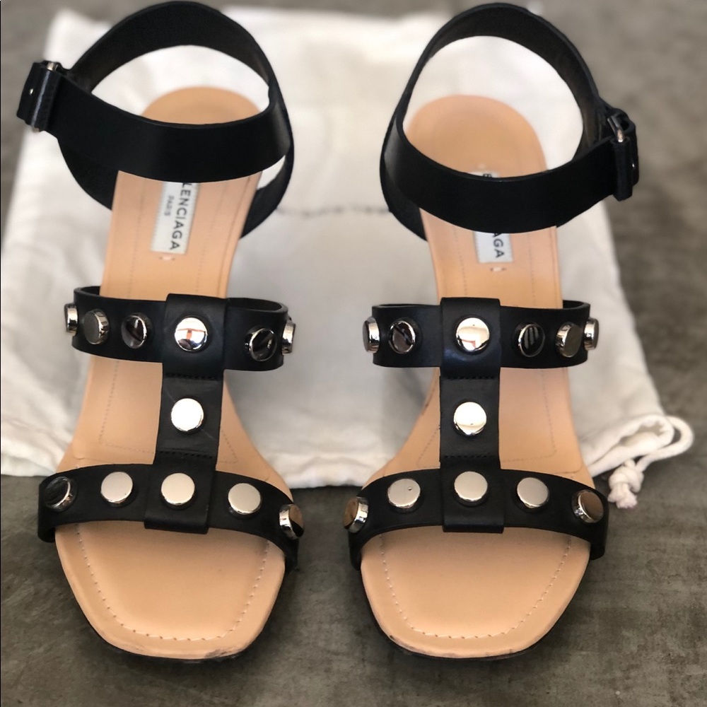 Balanciaga studded wedges!
